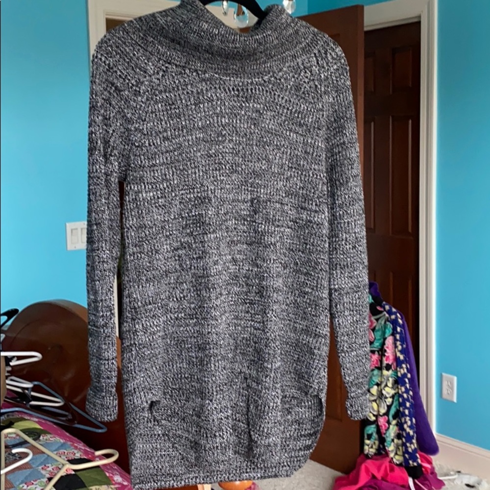 Knit tunic